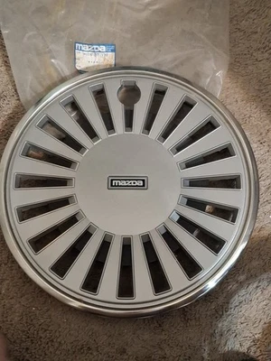 Nuevo de Lote Antiguo 1983 84 85 Mazda 626 / RX7 # 56503 14" Tapacubos Cubierta de Rueda # H11637170 Foto 1 de 4