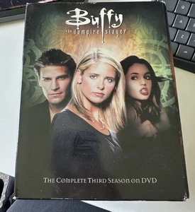 Buffy the Vampire Slayer Season Three DVD Collectors Box 6-Disc VG Condition - Picture 1 of 3