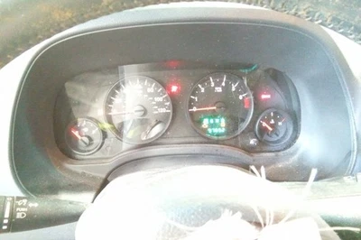 Jeep Compass 2012 OE velocímetro calibre grupo 97 k millas Foto 1 de 4