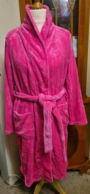 LINEA | Long Dressing Gown Robe | Super Soft | Size 24 - 26 with Pockets - Image 1 of 4