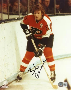 BOBBY CLARKE SIGNED HANDSIGNIERT 8x10 FOTO PHILADELPHIA FLYERS HERO BECKETT BAS - Bild 1 von 2