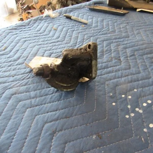 1965 1966 1967 1968 1970 pontiac bonneville catalina grand prix oil filter mount - Picture 1 of 6