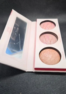 Laura Geller Blush N Brighten Cheek Blush Palette - Image 1 of 4
