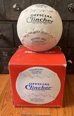 Nuevo en Caja Nuevo de Colección DeBeer Cubierta Oficial Piel de Caballo 16" Softbol Foto 1 de 4