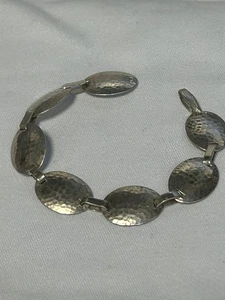 ARMBAND SILBER 835 + PLÄTTCHEN OVAL DEKOR WIE HAMMERSCHLAG + SICHERHEITSVERSC - Bild 1 von 7