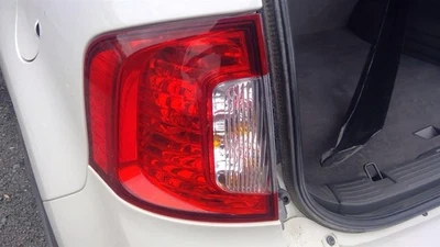 Used Left Tail Light Assembly fits: 2013 Ford Edge clear red lens Left Grade A Foto 1 de 4