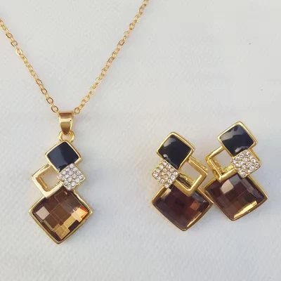 3PC Women's Fashion Transparent Crystal Stone Geometric Pendant Necklace Earring - Image 1 of 4