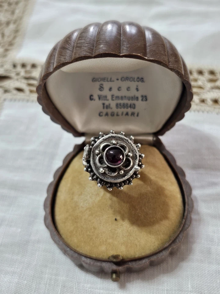 Anello Vintage In Argento 925 Porta Segreti O Porta Veleno - Immagine 1 di 4