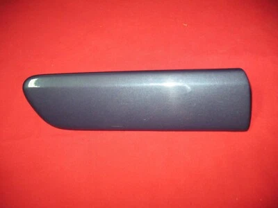 2001 MERCEDES BENZ CLK55 AMG — ОТДЕЛКА ПЕРЕДНЕГО КРЫЛА ВОДИТЕЛЯ, синяя, от оригинального производителя, CLK430 W208 - Изображение 1 из 4