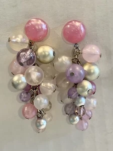 Divertidos y coloridos pendientes colgantes pastel - Imagen 1 de 1