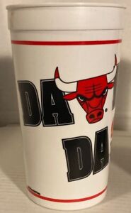 Chicago Bulls Plastic 28 oz. Cup - 1993 - Taco Bell