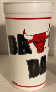 Chicago Bulls Kunststoff 28 Unzen Pokal - 1993 - Taco Bell - Bild 1 von 3