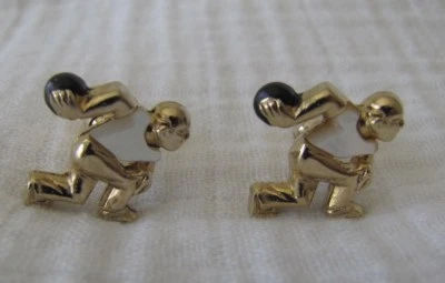 Gemelos de boliche de madreperla y esmalte en tono dorado para hombre Foto 1 de 4