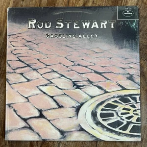 ROD STEWART - GASOLINE ALLEY NEAR MINT VINYL LP / FIRST PRESSING 1973 / CANADA - Picture 1 of 15