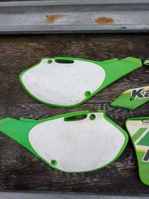 Kawasaki KX125 Plastics - Image 1 of 3