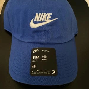 Nike Cap Mütze Unisex Club Futura verstellbarer Riemen royalblau Gr. S/M Neu - Bild 1 von 5