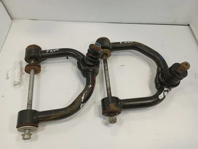 Pair) Left/Right Upper Control Arm Front From 2000 TACOMA (11938747 - Image 1 of 4