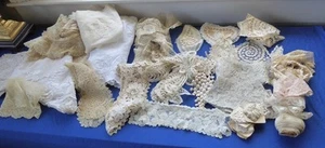 LOT ANTIQUE LACE LAPPET -COLLARS- CUFFS- APPLIQUE TRIM- TOP-SKIRT BRUSSELS IRISH - Picture 1 of 16