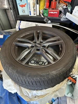 4 Winterreifen 235/55 R18 auf Alufelgen - Bild 1 von 4