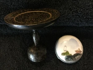 Vintage Chinese Landscape Red Ink Paste Porcelain Signed Box Pot & Wood Stand - Picture 1 of 6