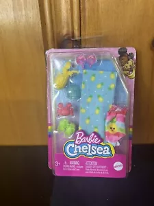 NiB Barbie Chelsea Beach/Swimming Clothes, Shoe & Toys Accessory Set 2020 - Picture 1 of 2