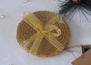 4er Set Runde Glasperlen Gold Getränke Matten Untersetzer Weihnachten - Bild 1 von 2