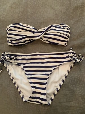 Mossimo Twist Top Bandeau Bikini Swimwear Skimpy Navy Stripes  Sz S Beach Wear - Image 1 of 4