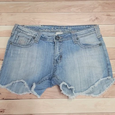 Pantalones Cortos Bordados Corte Denim Azul Claro Algodón Industrial Talla 9 Foto 1 de 4