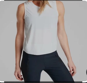 Zwei Athleta Zephyr Cropped Tops in weiß und schwarz Gr. Medium gebraucht - Bild 1 von 11