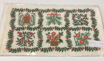 Funda de almohada decorativa Navidad The Company Store/Rifle Paper Co 12X21 pulgadas Foto 1 de 3