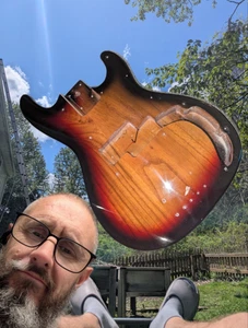 3 Color Burst P Bass syle Body Unplayed, off Of A Project - Light Weight Boomer - Picture 1 of 13