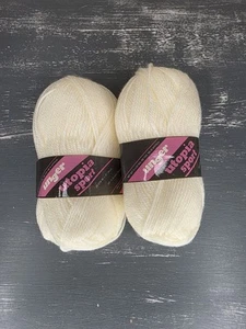 2 Skeins Unger Utopia AA Ivory Off White Fine Sport Worsted Acrylic Yarn 180Yds - Picture 1 of 3