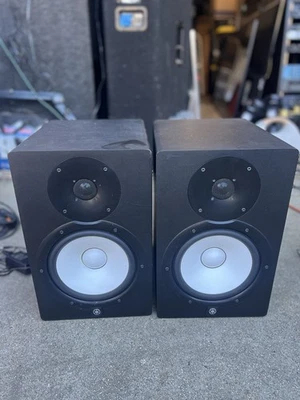 Пара студийных мониторов динамиков Yamaha HS8 — черные - Изображение 1 из 4