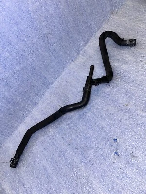 Audi Q5 3.0 TDI 2015 tubo de manguera de refrigeración OEM 8E0121036B Foto 1 de 4