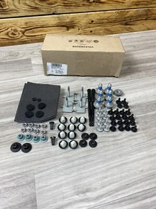 Original Audi A4 8W Befestigungssatz für Stoßstange V04017001A NEU - Bild 1 von 2