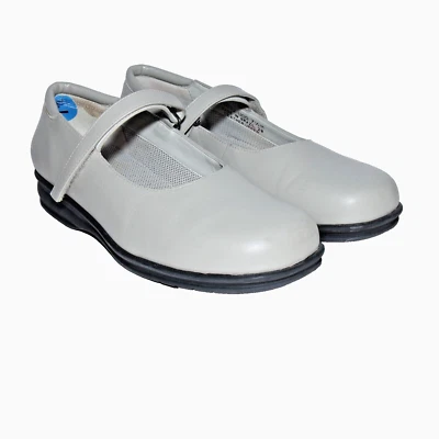 Rockport Womens Mary Jane, 7 1/2M Leather with adjustable strap - Image 1 of 4