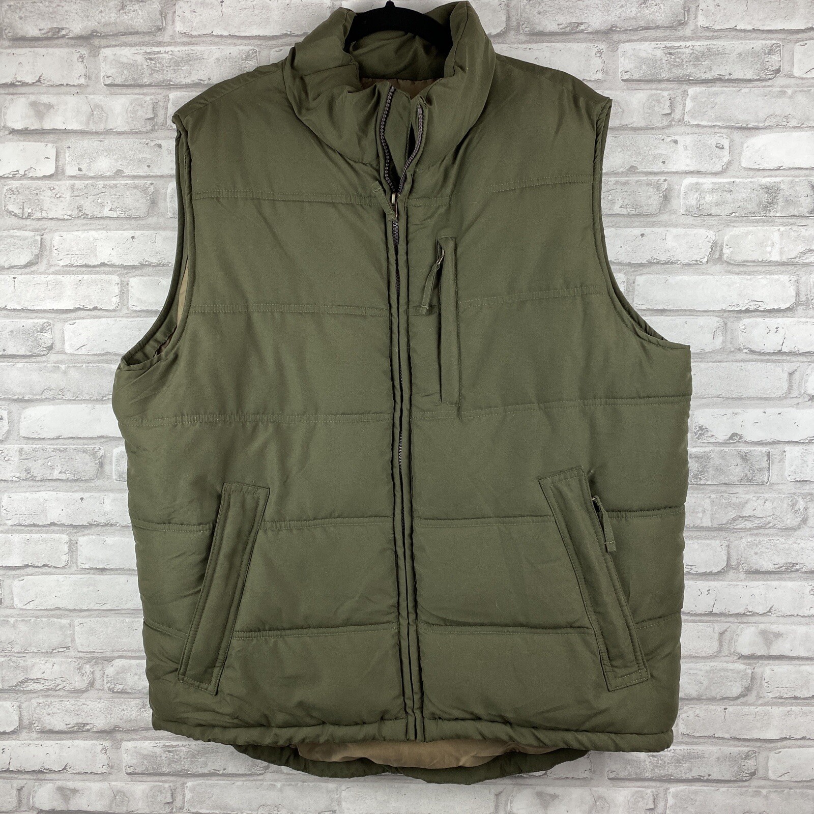 Mens Size Large Down Filled Puffer Vest 