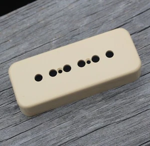 Vintage anni 60 Gibson Les Paul P-90 Pickup Cover Sapbar P90 anni 70 UC 452 B - Foto 1 di 5
