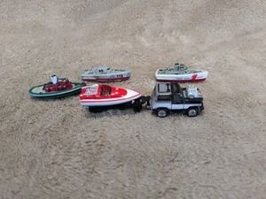 Micro Machine Lot Of 4 Boats 1 Trailer and 1 Jeep - Picture 1 of 15