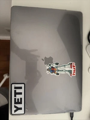 Apple MacBook Pro 15.4" (256GB SSD, Intel Core i7 6a generazione, 2.6 GHz, 16GB) - Immagine 1 di 2