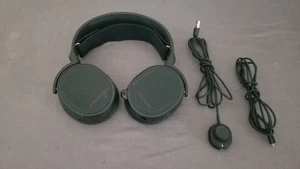 Auriculares para juegos SteelSeries Arctis 5 con cable DTS negros con tarjeta de sonido - Imagen 1 de 9