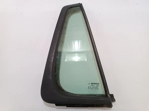 8200579924 Vidrio Oscurecido Fijo Puerto Trasero Derecho Dx Usado RENAULT Clio - Imagen 1 de 5