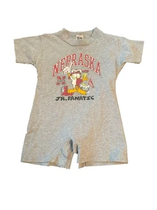 Vintage Nebraska Huskers Garfield Lil’ Fan Gray & Red T- Shirt Romper 9-12 M USA - Picture 1 of 14