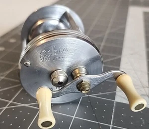 Vintage Bronson Trade Reel "PIKIE" No.2525 THE W. BINGHAM CO. CLEVELAND RARE 🎣 - Picture 1 of 15