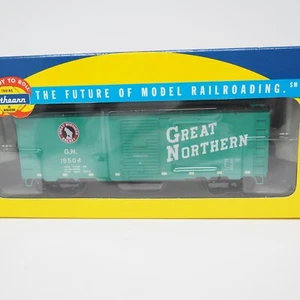 Athearn H0 1/87 70405 Great Northern 40' Box Car Youngstown - US USA Güterwagen - Bild 1 von 3