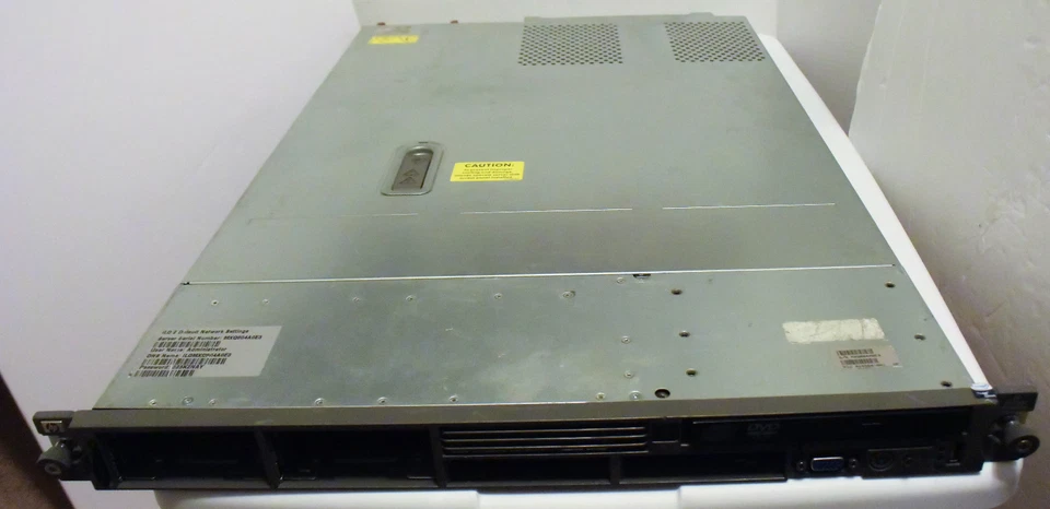 HP Proliant DL360 G5 HSTNS-2115 Rack Server - UNTESTED AS IS - Image 1 of 4