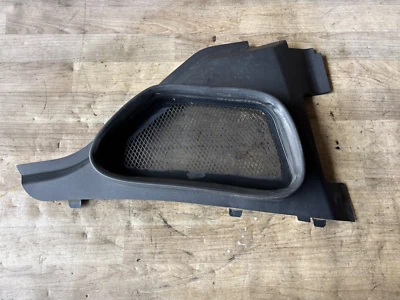 MERCEDES BENZ GLS GL550 13-19 RIGHT SIDE  COWL GRILLE PANEL COVER TRIM - Image 1 of 3