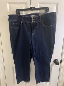Torrid Women's Crop Jegging Skinny High-Rise Jeans Size 20- NWT - Picture 1 of 6