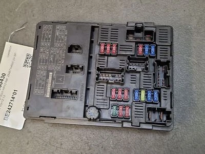 Custodia Relè/Fusibili - Nissan Micra IV - - Immagine 1 di 4