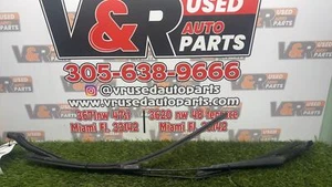 ✅ 2018 FIAT 500 WIPER ARM OEM - Picture 1 of 6